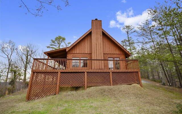Another Autumn Cabin Rental Appears!